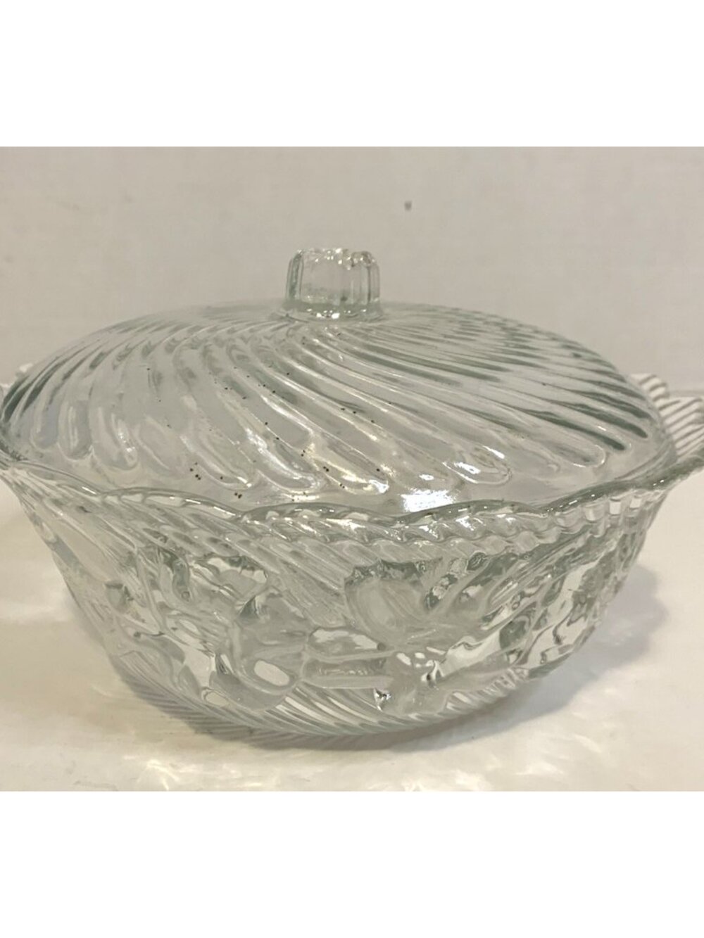 KIG Malaysia Candy Dish With Lid Swirl Embossed Flowers Scalloped Rim 7" Dia.